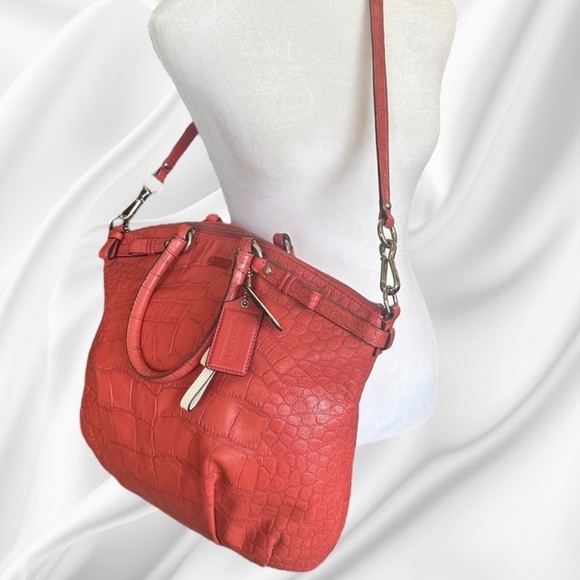 Coach Red Croc-Embossed Leather Shoulder Bag - Picture 5 of 11